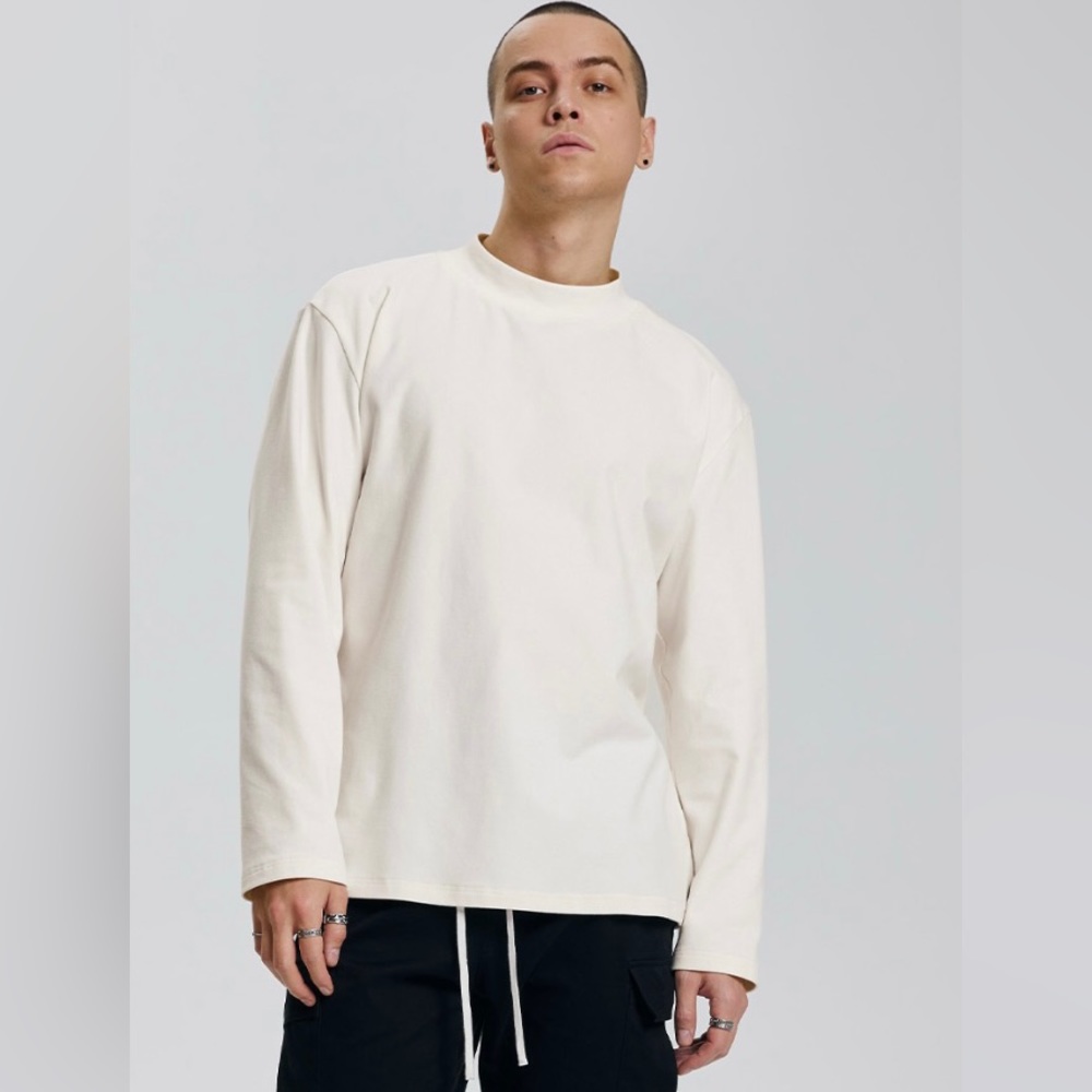 Men’s M Medium Mock Neck Long-Sleeve T-Shirt